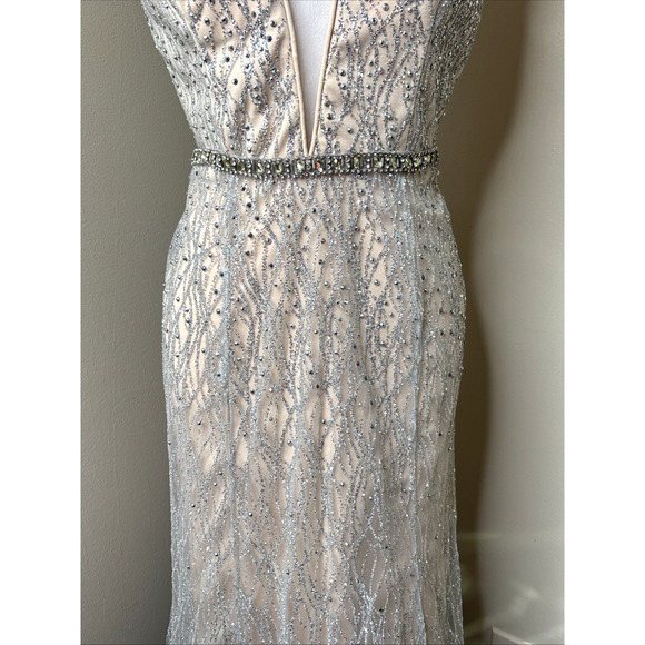 Jovani Nude Silver Beaded Plunge Evening Gown Formal Dress Size 8 - Picture 5 of 11